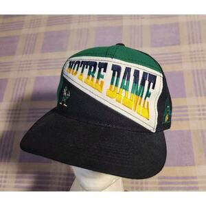 Vintage Notre Dame Fighting Irish SnapBack Hat Fans Big Logo Colorblock 90s